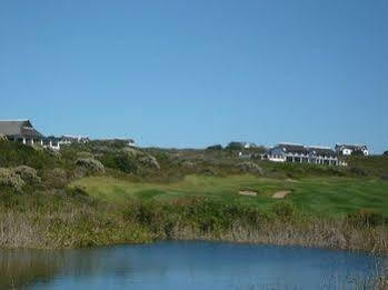 St Francis Golf 4*